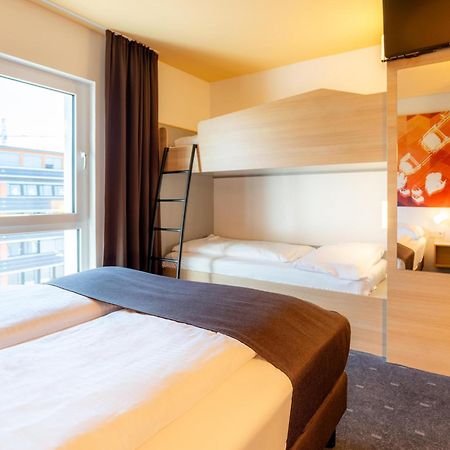 B&B Hotel Stuttgart-Bad Cannstatt エクステリア 写真
